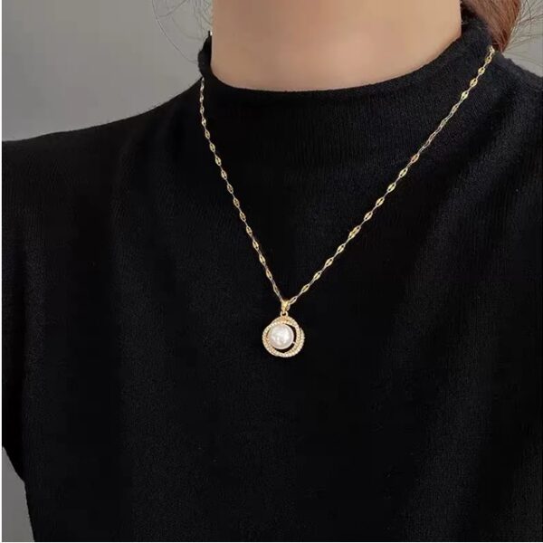 Radiant Edge Necklace