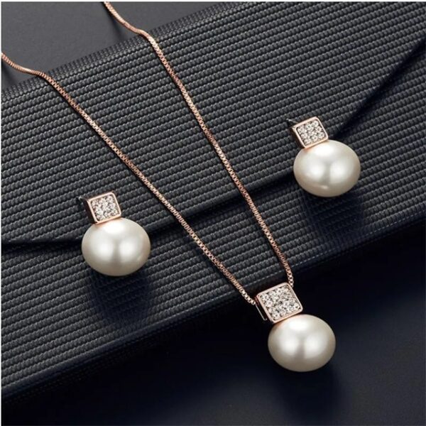 Elegant Pearl Necklace & Earrings Set with Zircon Accents