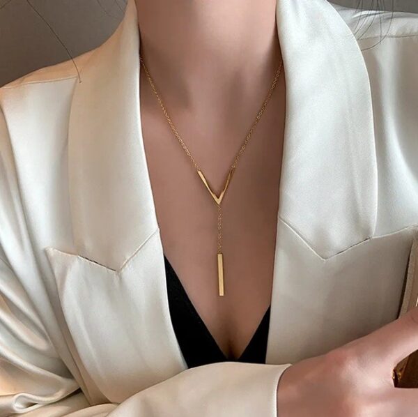 She Leads Necklace