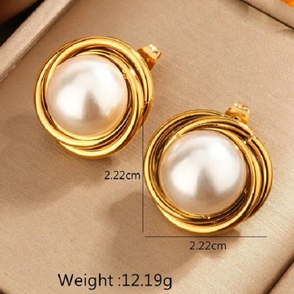 Elegant Baroque Round Drop Earrings - Image 2