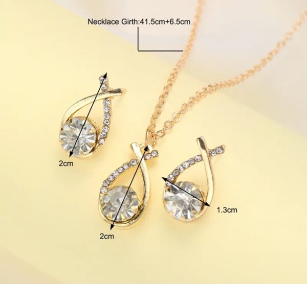 Sparkling Water Droplet Jewelry Set – Necklace & Earrings - Image 2