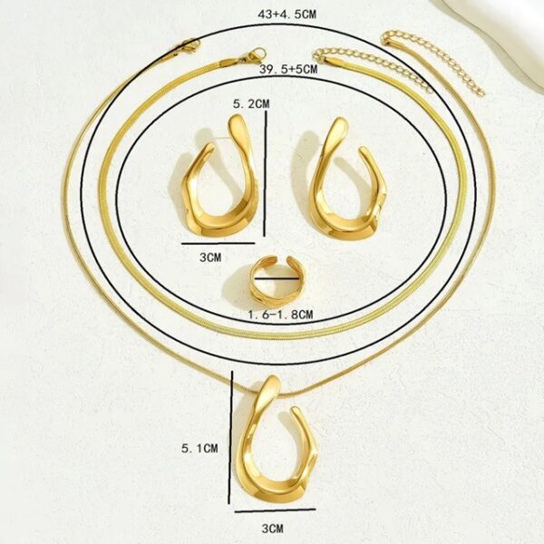 Royal Allure Jewelry Set - Image 2