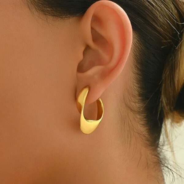 Simple C-Shape 18K Gold-Plated Stud Earrings – Everyday Elegance - Image 3