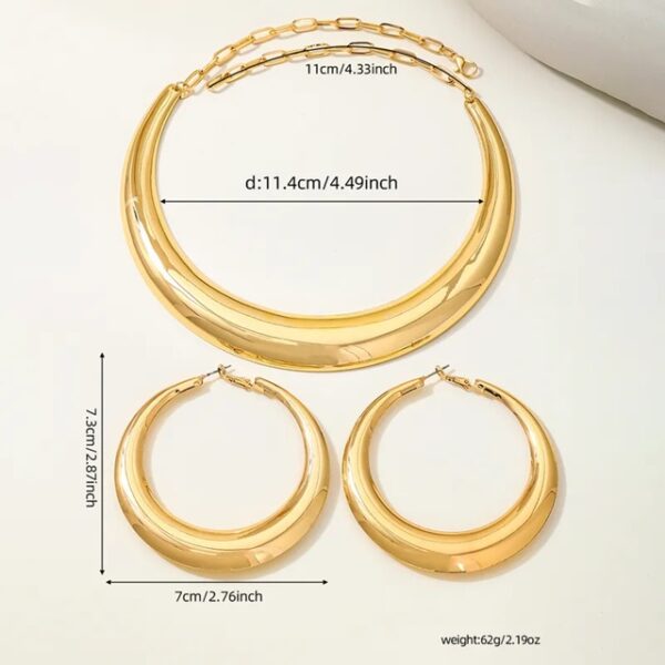 Classic Statement Jewelry Set – Bold Necklace & Large Earrings - Image 2