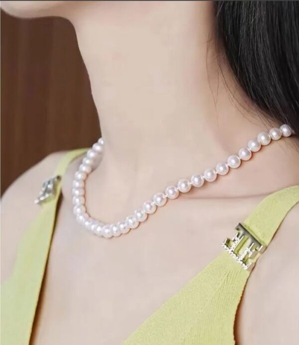 Power Pearl Drop Necklace